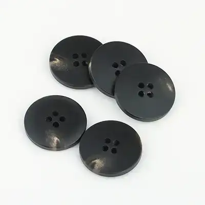 Black - Resin Button - 32 ligne 20 mm