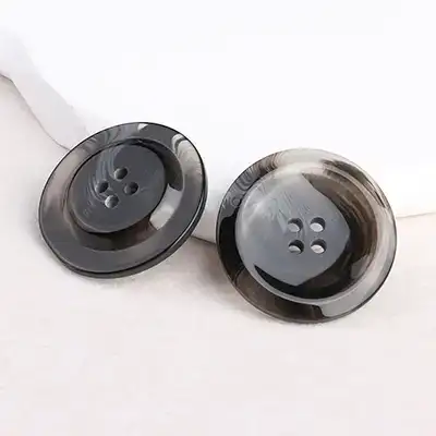 Black - Resin Button - 40 ligne 25.5 mm