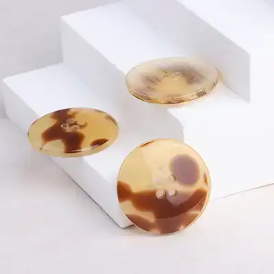 Brown - Resin Button - 40 ligne 25.5 mm