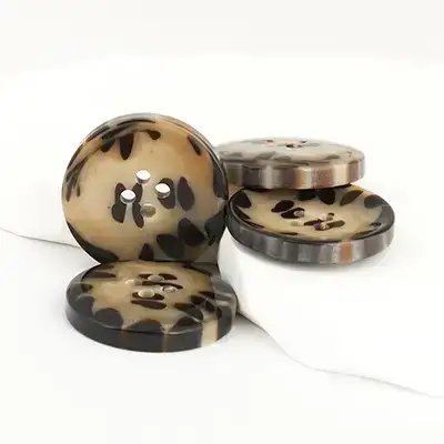 Brown - Resin Button - 40 ligne 25.5 mm